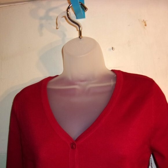 Active Usa Small Dark Red V-Neck Button Down Cardigan NWT - Picture 8 of 11
